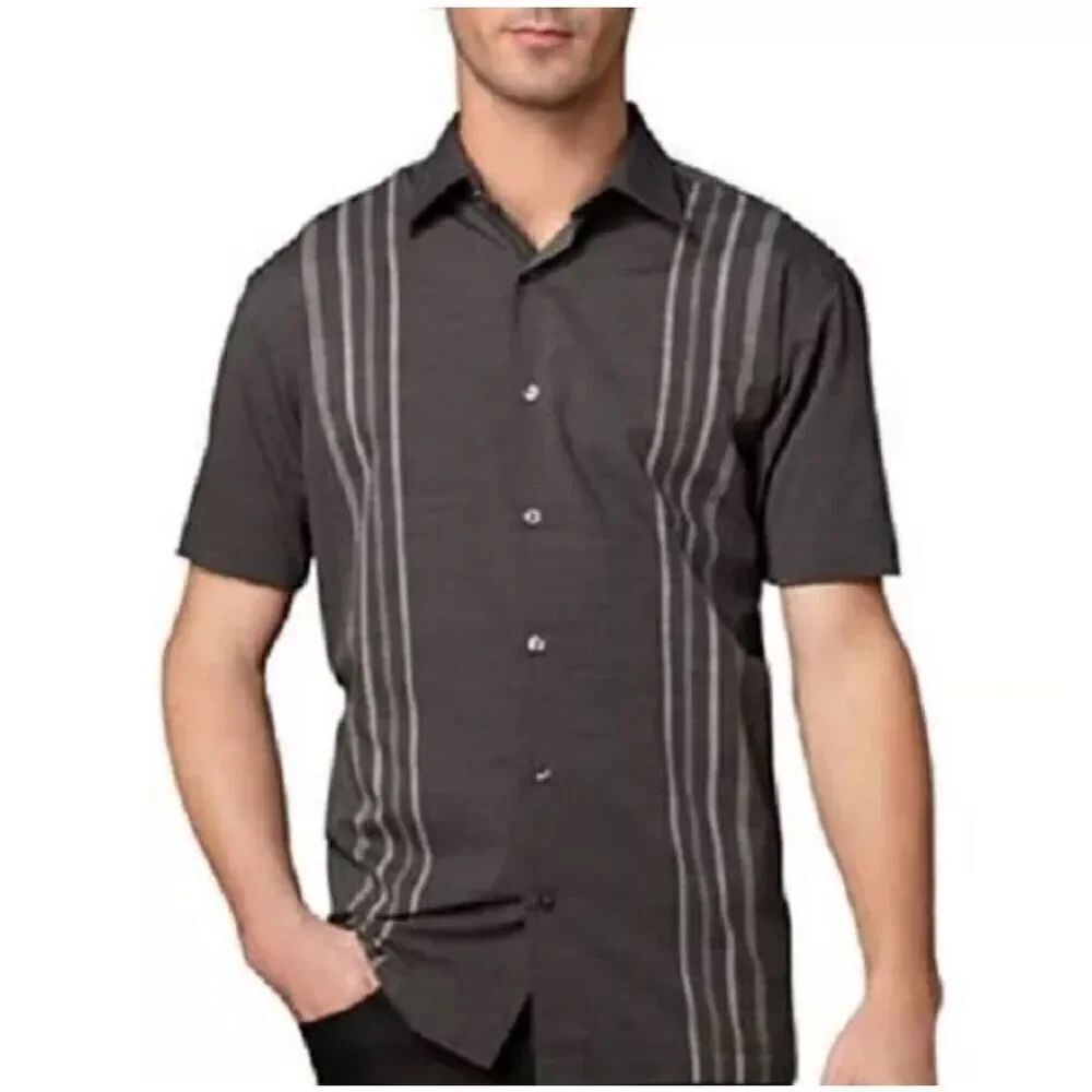 Van Heusen Havana Short Sleeve Button Down Sport Shirt Sz XL Gray Embroidered